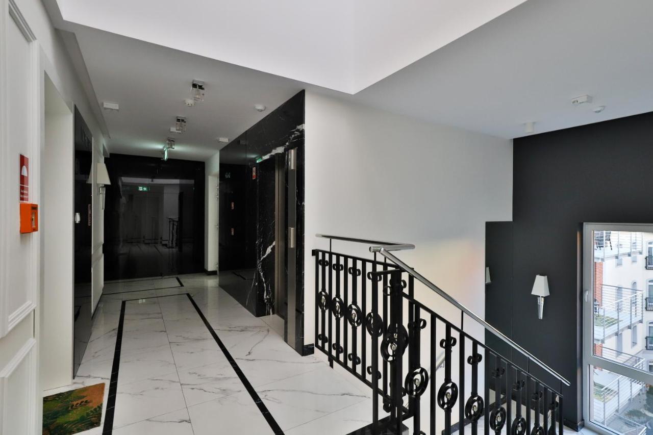 Platinum Tartaczna Apartments By Noclegi Renters กดัญสก์ ภายนอก รูปภาพ
